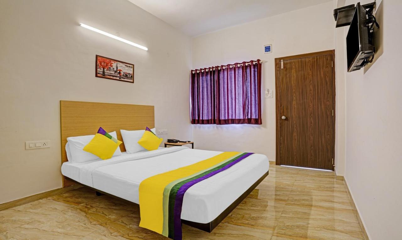 Itsy Hotels Flowers Park Nashik Ngoại thất bức ảnh