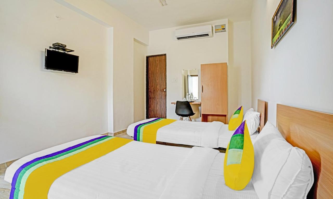 Itsy Hotels Flowers Park Nashik Ngoại thất bức ảnh