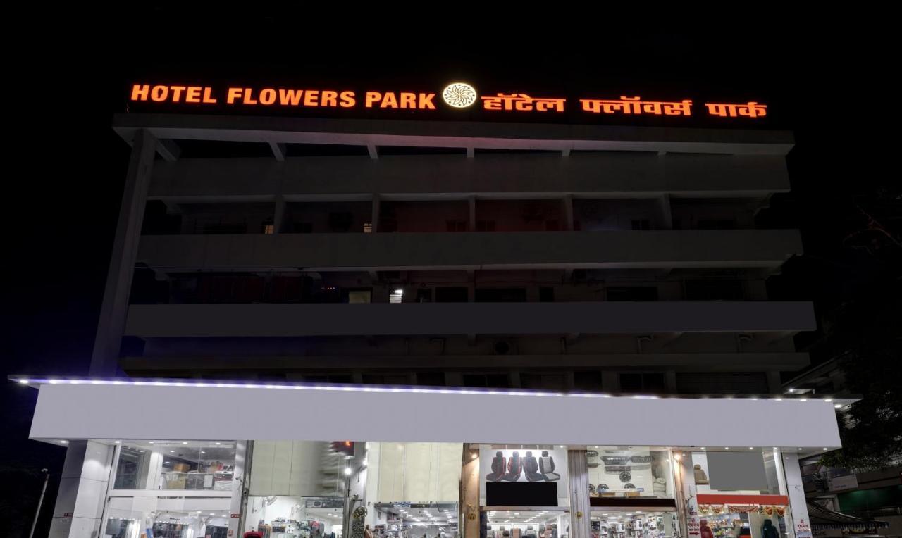 Itsy Hotels Flowers Park Nashik Ngoại thất bức ảnh
